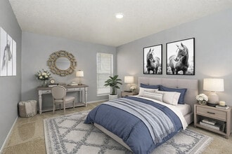 Falcon Point in Kansas City, MO - Building Photo - Building Photo