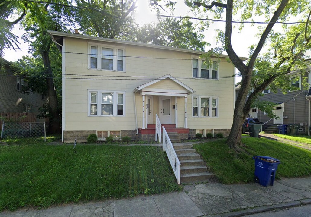 2476 Adams Ave in Columbus, OH - Building Photo