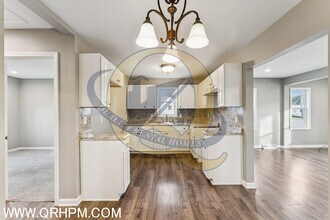 2089 Brady Ave in Burton, MI - Building Photo - Building Photo