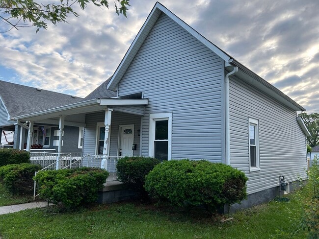 property at 518 Montgomery St