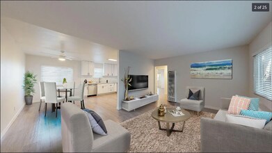 5060 Hazeltine Ave in Los Angeles, CA - Building Photo - Building Photo