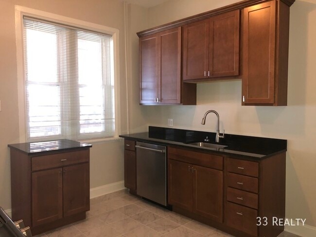 2626 N Wilton Ave in Chicago, IL - Building Photo - Building Photo