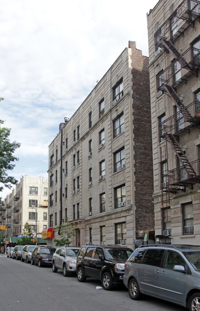 421-425 Audubon Ave in New York, NY - Foto de edificio - Building Photo