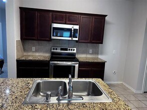 950 Decker Dr in Fate, TX - Building Photo - Building Photo
