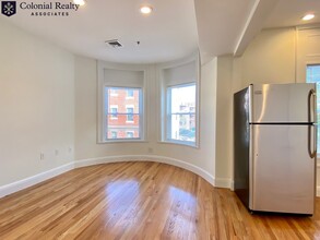 10 Brainerd Rd in Boston, MA - Building Photo - Building Photo