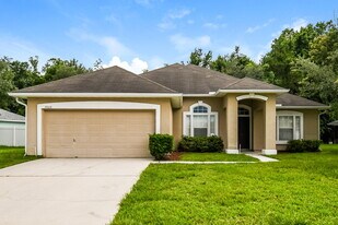 7068 Rapid River Dr W in Jacksonville, FL - Building Photo