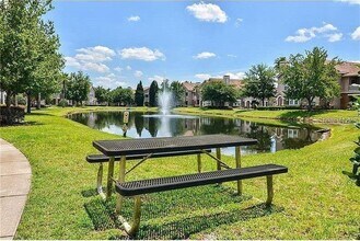 18108 Villa Creek Dr in Tampa, FL - Building Photo - Building Photo