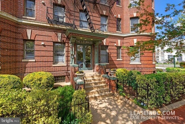 property at 1201 Q St NW