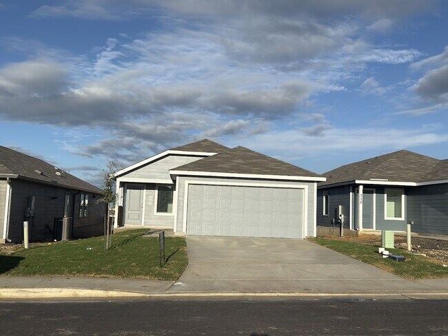 property at 232 Ottawa Wy