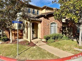 1357 Trailside Ln in San Jose, CA - Building Photo