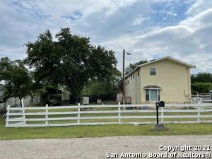 3553 Lakeview Dr in Canyon Lake, TX - Building Photo