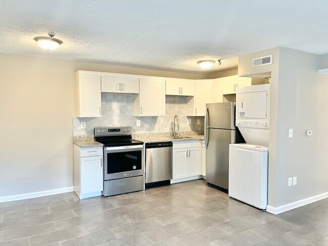 1000 Parkvale Ct in Park Hills, KY - Building Photo - Building Photo