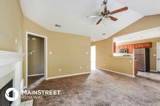 4152 Triple Crown Loop N in Southaven, MS - Foto de edificio - Building Photo