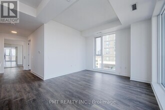 130 River St in Toronto, ON - Building Photo - Building Photo