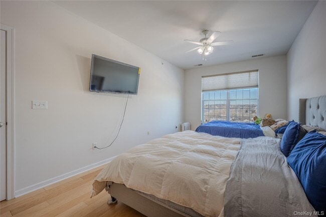 2216 Bennington Dr in Fishkill, NY - Building Photo - Building Photo