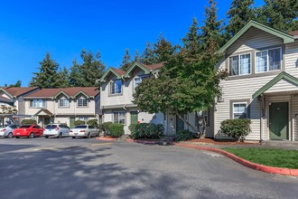 Meridian Green Townhomes in Kent, WA - Foto de edificio - Building Photo