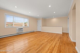 35 Sternberger Ave in Long Branch, NJ - Building Photo - Building Photo