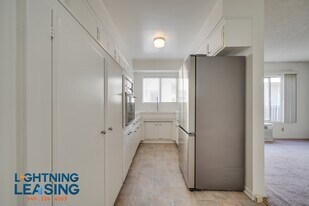 1035 Hayworth Ave in West Hollywood, CA - Building Photo