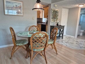 19505 Quesada Ave in Port Charlotte, FL - Foto de edificio - Building Photo