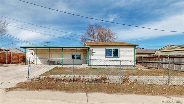 property at 4141 W Custer Pl