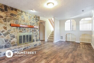 967 Bennett Dr in Elyria, OH - Foto de edificio - Building Photo