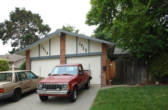 1713-1715 San Tomas Aquino Rd in San Jose, CA - Foto de edificio - Building Photo