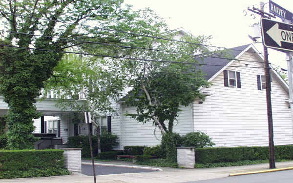 Sunrise Apartments in New Brunswick, NJ - Building Photo