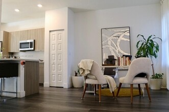 7819 NW 104th Ave in Doral, FL - Building Photo - Building Photo