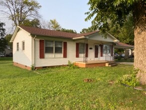 908 Washington St in Burlington, NC - Building Photo - Building Photo