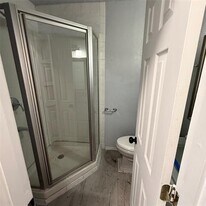 1713 Willow St in Grand Prairie, TX - Building Photo