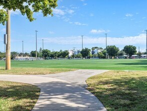 626 NE 12th Ave in Fort Lauderdale, FL - Building Photo - Building Photo