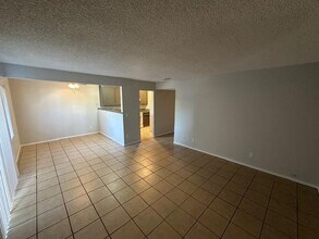 4291 N Chestnut Ave in Fresno, CA - Building Photo - Building Photo
