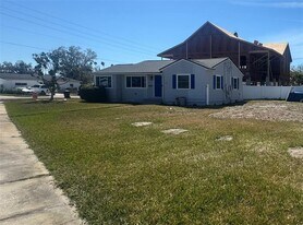 3600 Alabama Ave NE in St. Petersburg, FL - Building Photo