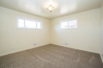 7028 Lipan St in Denver, CO - Building Photo - Building Photo