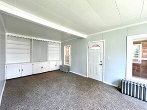 727 Emerald Ave NE in Grand Rapids, MI - Foto de edificio - Building Photo