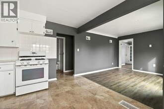 66 Queen St S in Thorold, ON - Building Photo - Building Photo