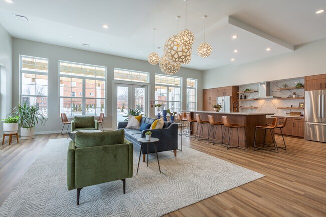 Willogrove Apartments in Willoughby, OH - Building Photo - Interior Photo