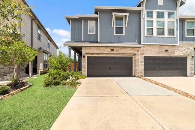 property at 5719 Foggy Vine Ct