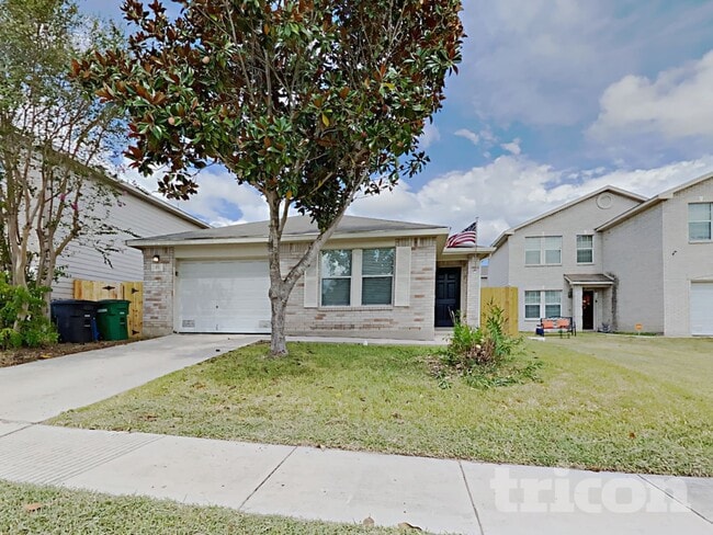 2007 Mission Cove in San Antonio, TX - Foto de edificio - Building Photo