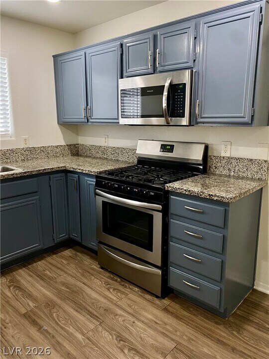 1991 Cutlass Dr in Henderson, NV - Building Photo