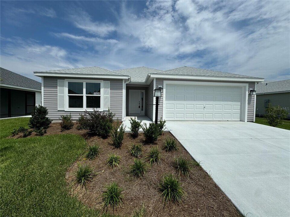 7535 Jared Ter in the Villages, FL - Building Photo