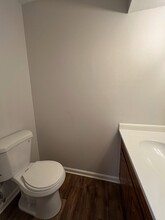 124 Ballygar St, Unit E in Clarksville, TN - Building Photo - Building Photo