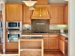 775 Painter Ct in Gilroy, CA - Foto de edificio - Building Photo