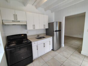 741 NW 60th St in Miami, FL - Building Photo - Building Photo
