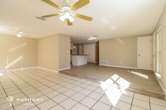 1008 Grantwood Ave in Clearwater, FL - Building Photo - Building Photo