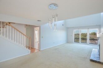 27 Ships View Terrace in Bourne, MA - Building Photo - Building Photo