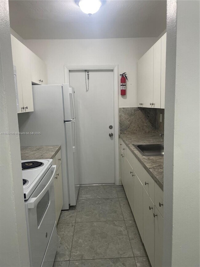 property at 1100 SW 36th Ct