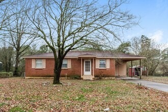 4209 Tee Jay Dr NW in Huntsville, AL - Building Photo - Building Photo