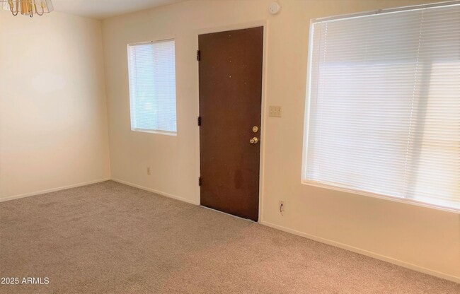 1211 W Apache Trail in Apache Junction, AZ - Building Photo - Building Photo