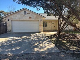 3 Huckleberry Ln in Wimberley, TX - Building Photo